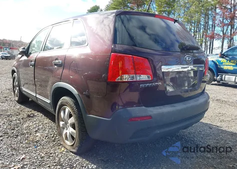 2012 Kia Sorento Lx z USA, uszkodzony, nr VIN 5XYKT3A15CG286810